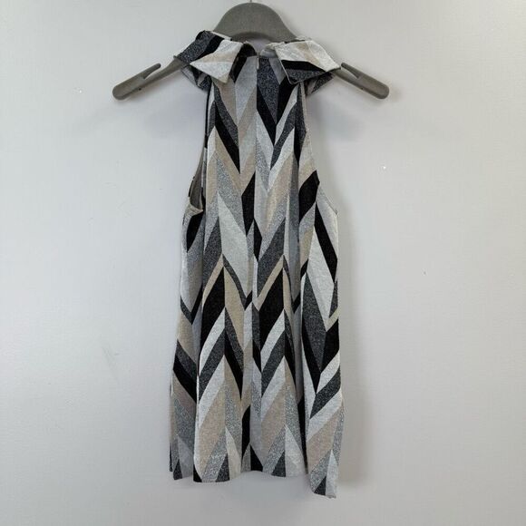 Trina Turk Jocular Top🩶 - Picture 6 of 11